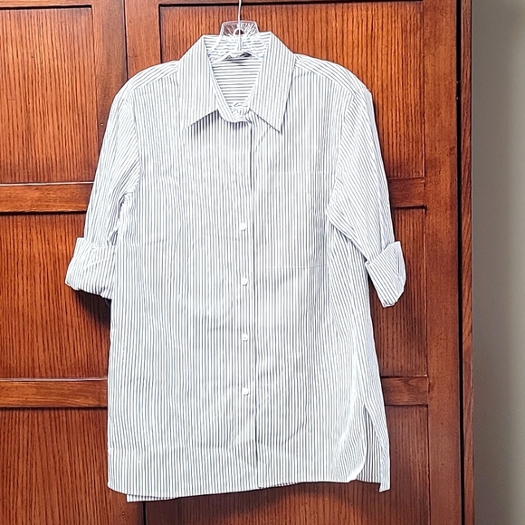Lafayette 148 pinstripe button down size small - Picture 1 of 4